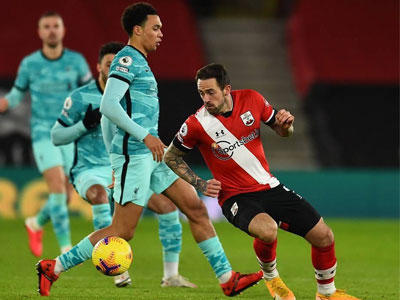 El Liverpool encabeza la Premier League y aún no tiene resultados estables